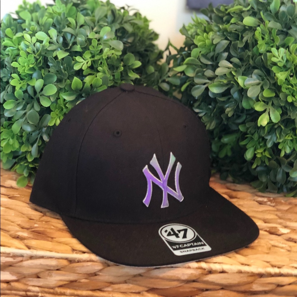 NY Yankees SnapBack - Picture 3 of 4